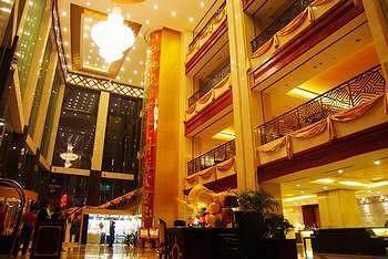 Junyuan Huatian Hotel - Huaihua 펑황 외부 사진